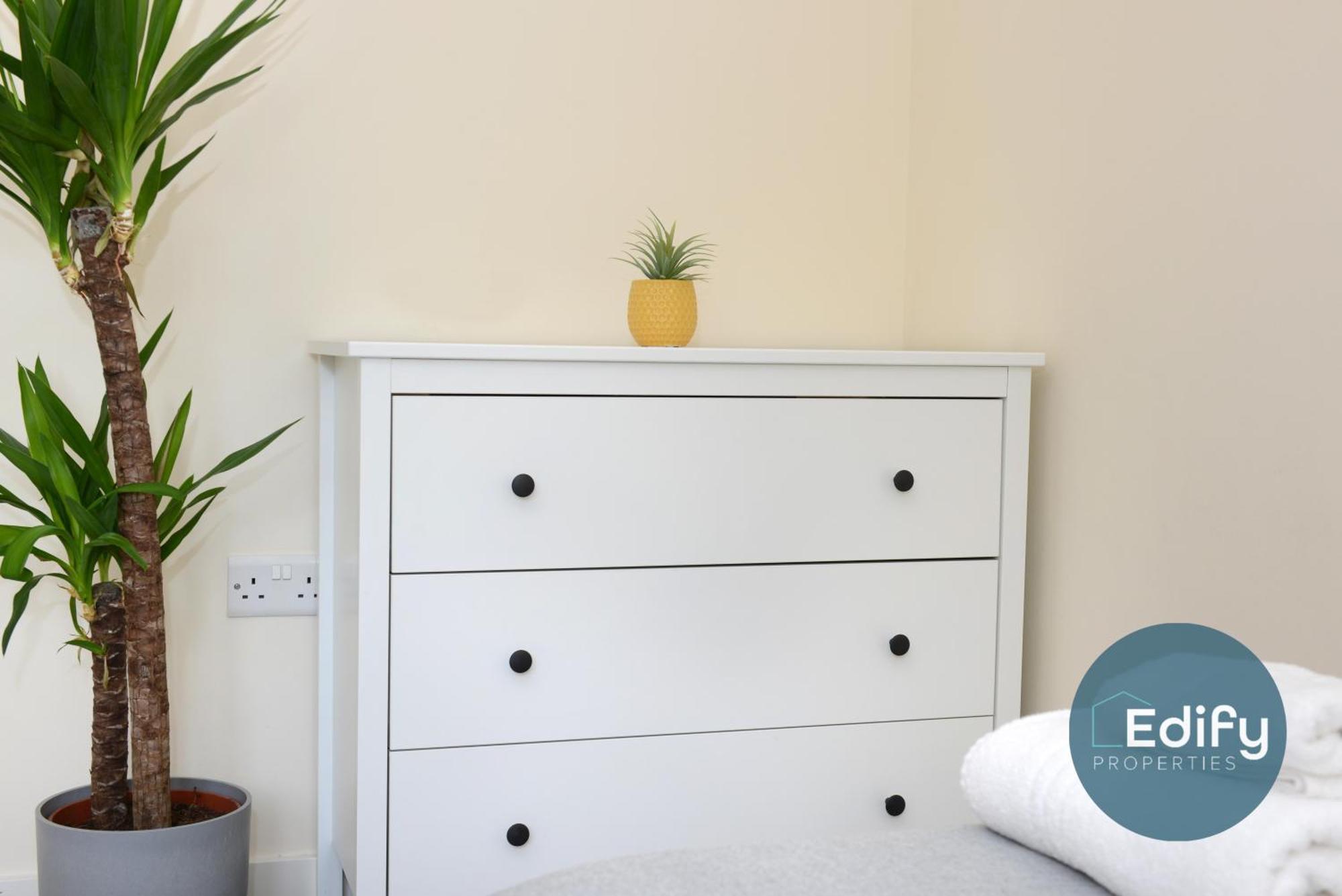 City Centre Townhouse, Sleeps 8, Free Parking Southampton Exterior photo