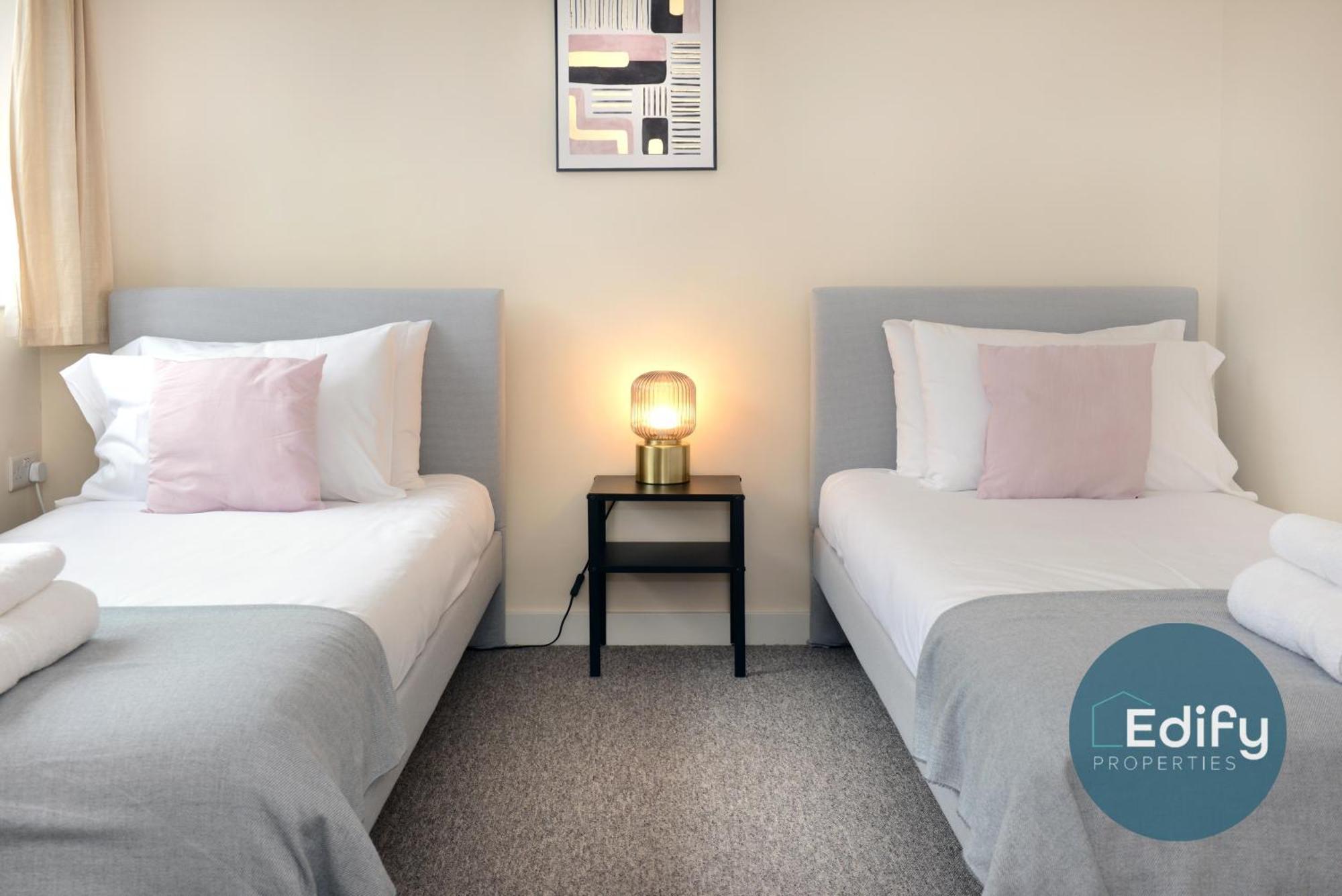 City Centre Townhouse, Sleeps 8, Free Parking Southampton Exterior photo
